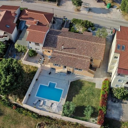 הוילה PUY House Dragan 1980 מראה חיצוני תמונה